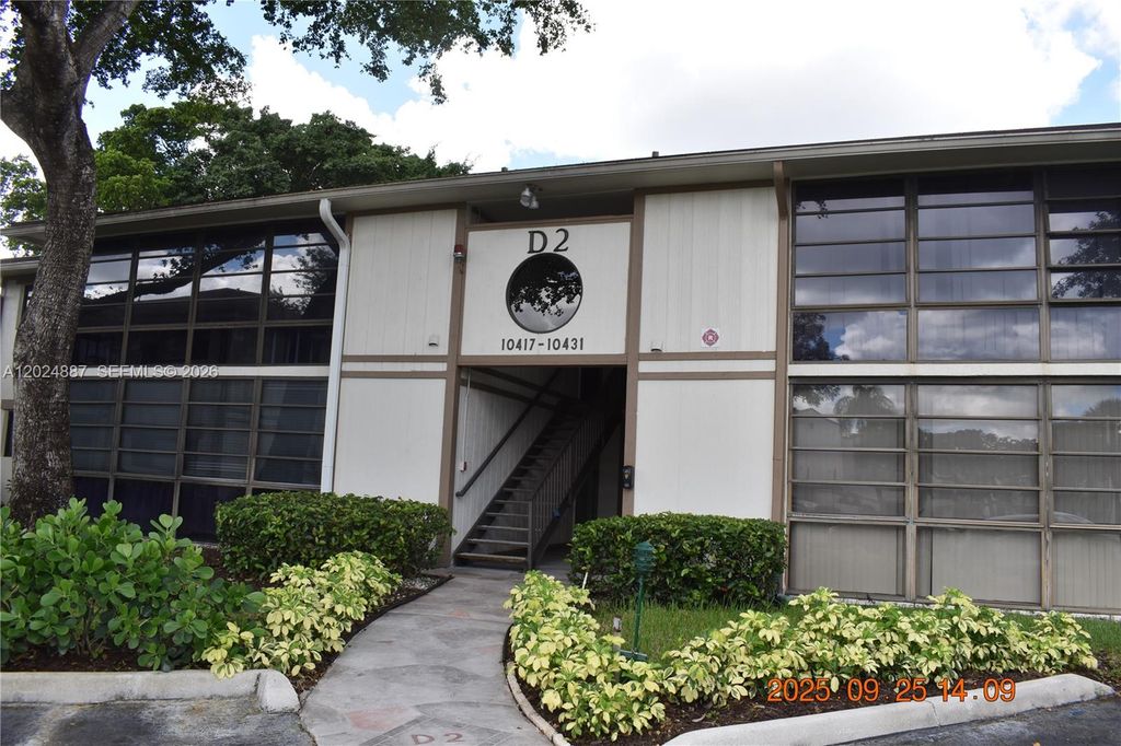 10425 E Clairmont Cir 107, Tamarac, FL 33321
