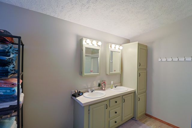 5115 E Valley Road, Mount Pleasant, MI 48858