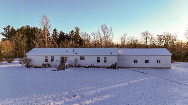 5115 E Valley Road, Mount Pleasant, MI 48858