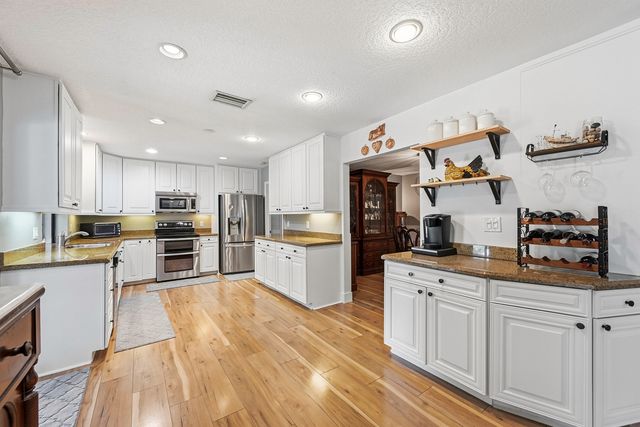 9922 NW 19th Street, Coral Springs, FL 33071