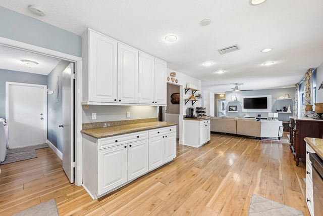 9922 NW 19th Street, Coral Springs, FL 33071