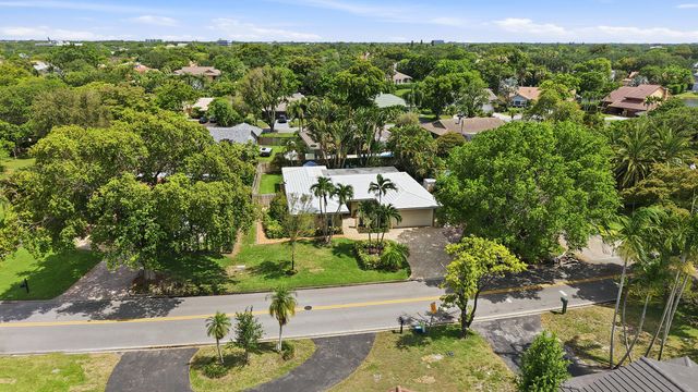 9922 NW 19th Street, Coral Springs, FL 33071