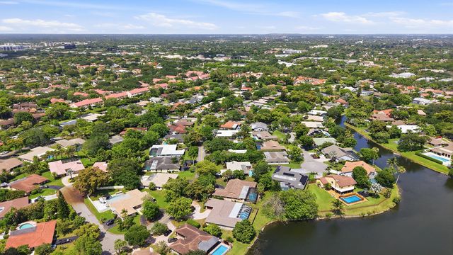 9922 NW 19th Street, Coral Springs, FL 33071