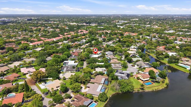9922 NW 19th Street, Coral Springs, FL 33071