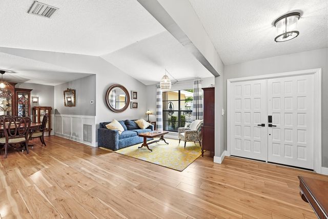 9922 NW 19th Street, Coral Springs, FL 33071