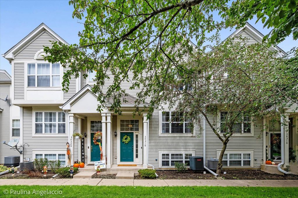 34318 N Barberry Road, Round Lake, IL 60073