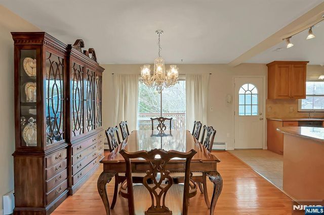 81 Queen Court, Hillsdale, NJ 07642