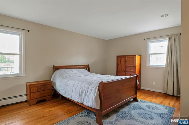 81 Queen Court, Hillsdale, NJ 07642