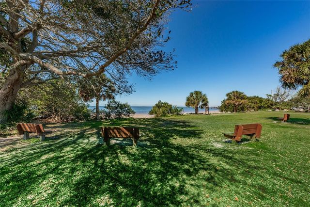 383 GEORGIA AVENUE, Crystal Beach, FL 34681