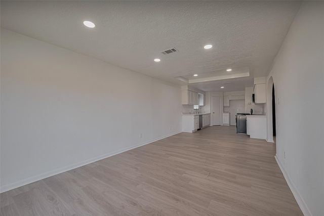 6219 Canada Drive, Pasadena, TX 77505