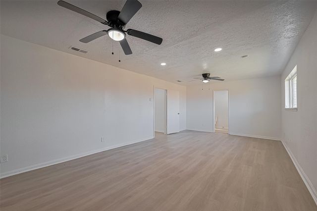 6219 Canada Drive, Pasadena, TX 77505
