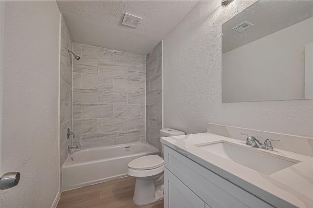 6219 Canada Drive, Pasadena, TX 77505