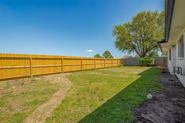 6219 Canada Drive, Pasadena, TX 77505