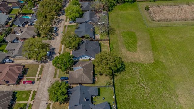 6219 Canada Drive, Pasadena, TX 77505