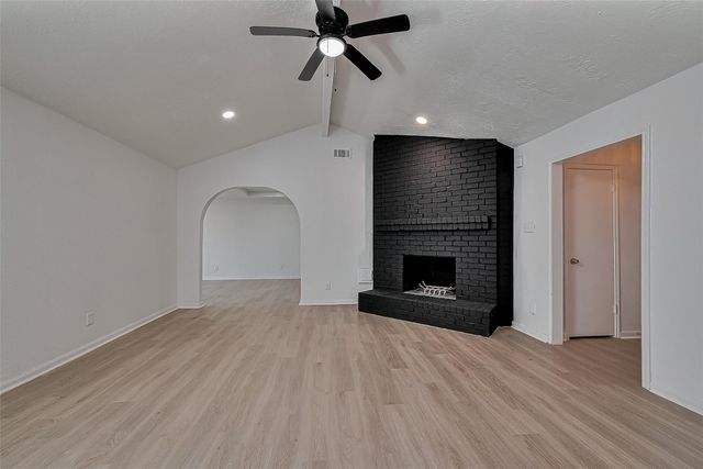 6219 Canada Drive, Pasadena, TX 77505