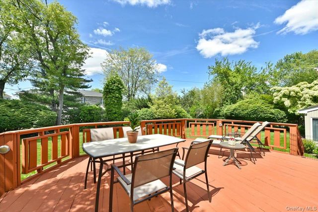 10 Orange Drive, Jericho, NY 11753