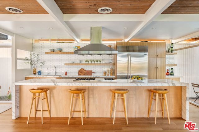 3534 Scadlock Lane, Sherman Oaks, CA 91403
