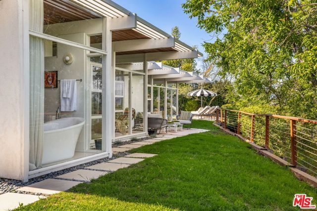 3534 Scadlock Lane, Sherman Oaks, CA 91403