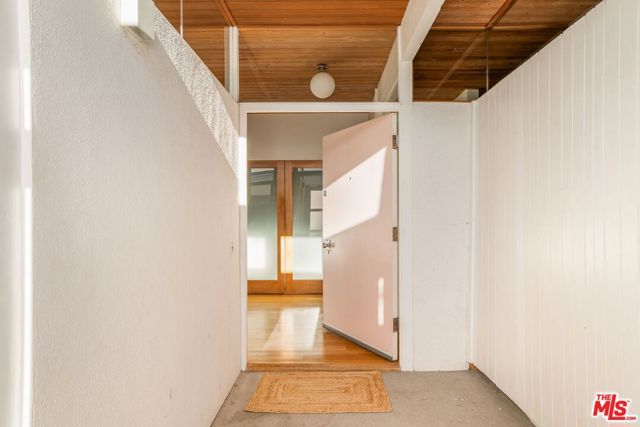 3534 Scadlock Lane, Sherman Oaks, CA 91403