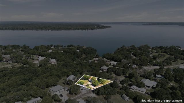 229 CANYON Drive, Whitney, TX 76692