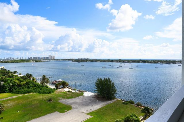 5600 N Flagler Drive 1207, West Palm Beach, FL 33407