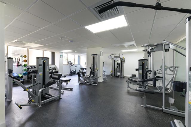 5600 N Flagler Drive 1207, West Palm Beach, FL 33407