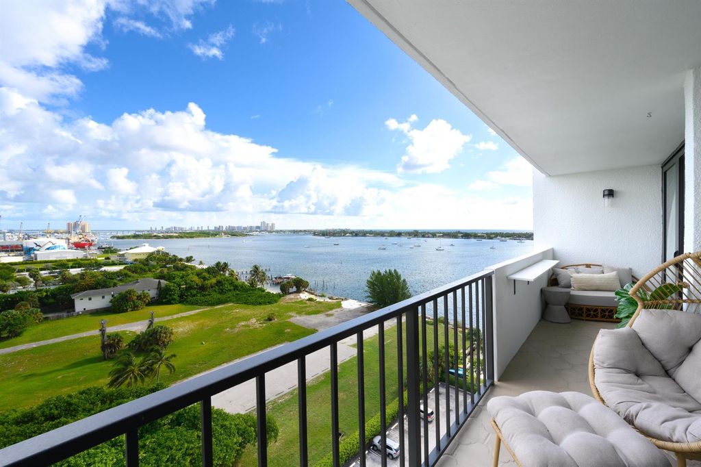 5600 N Flagler Drive 1207, West Palm Beach, FL 33407