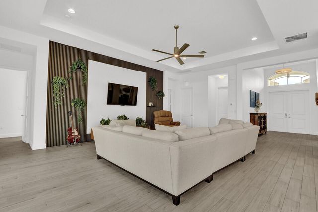 9939 Great Barrier Trail, Boynton Beach, FL 33473