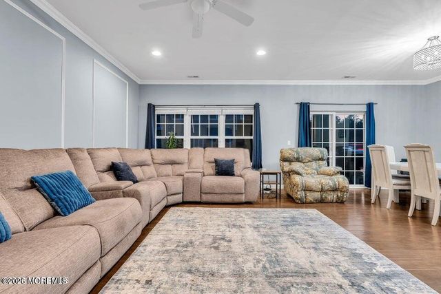 52 Rockingham Way 1, Manchester, NJ 08759