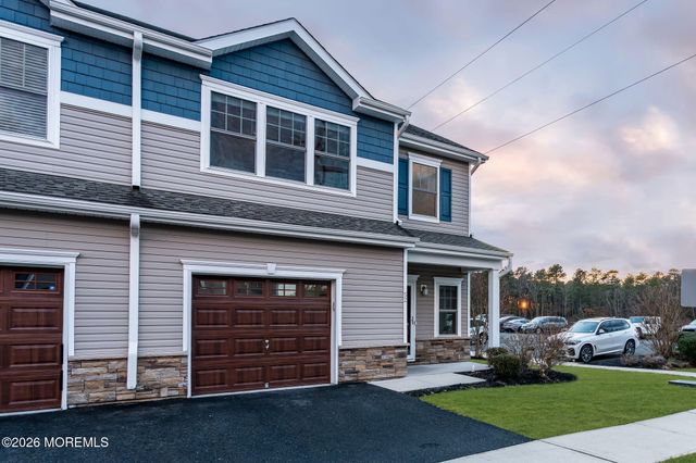 52 Rockingham Way 1, Manchester, NJ 08759