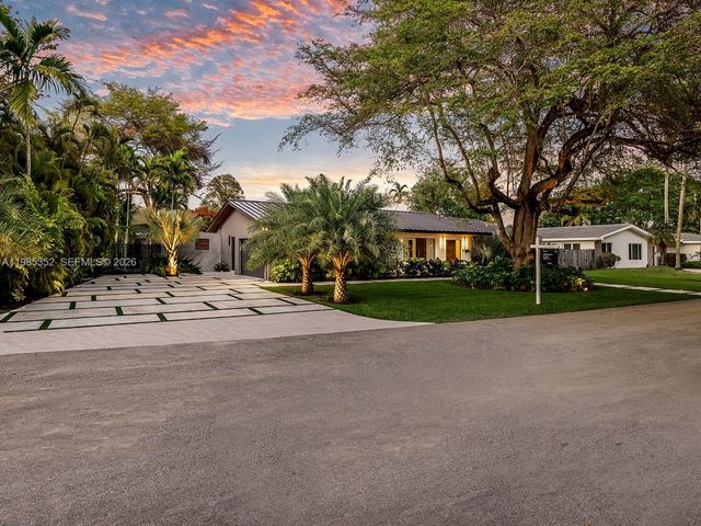 7945 SW 141st Terrace, Palmetto Bay, FL 33158
