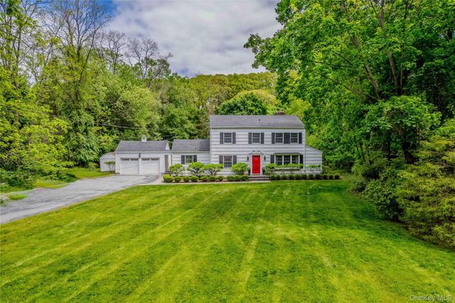 169 Turkey Lane, Cold Spring Harbor, NY 11724