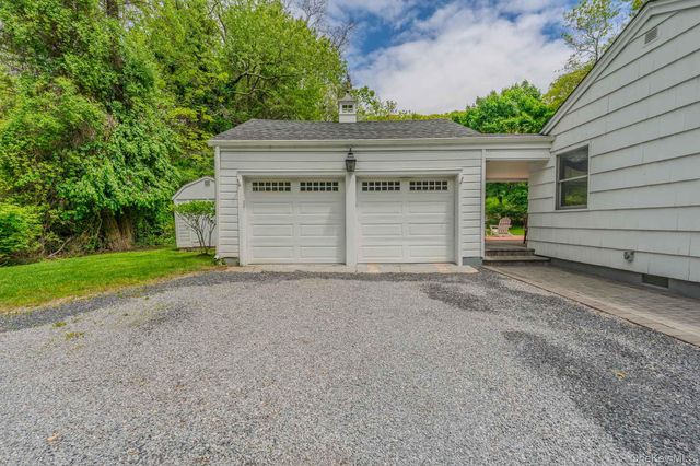 169 Turkey Lane, Cold Spring Harbor, NY 11724