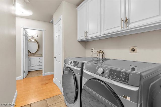 6145 West Twain Avenue, Las Vegas, NV 89103
