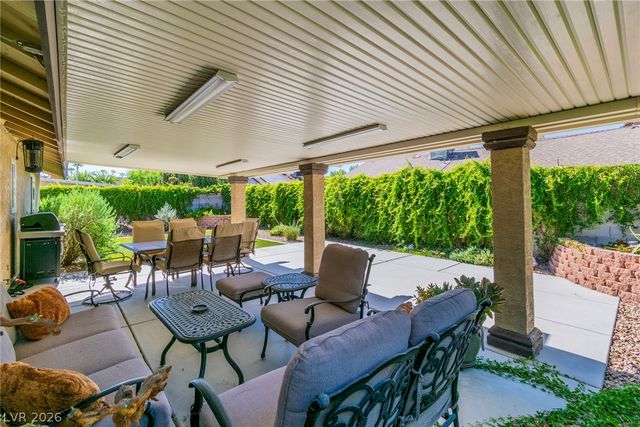 6145 West Twain Avenue, Las Vegas, NV 89103