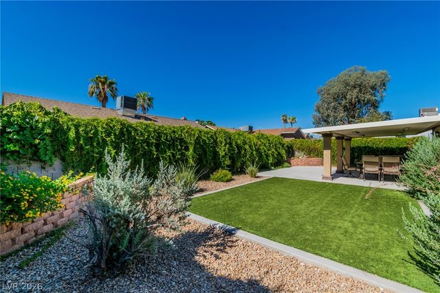 6145 West Twain Avenue, Las Vegas, NV 89103