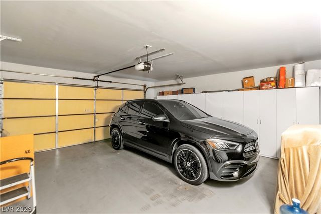 6145 West Twain Avenue, Las Vegas, NV 89103