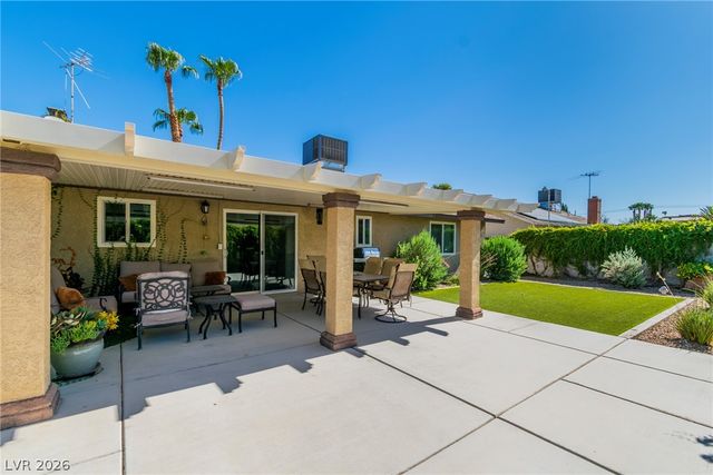6145 West Twain Avenue, Las Vegas, NV 89103