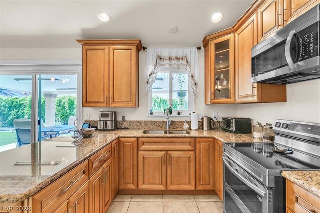 6145 West Twain Avenue, Las Vegas, NV 89103