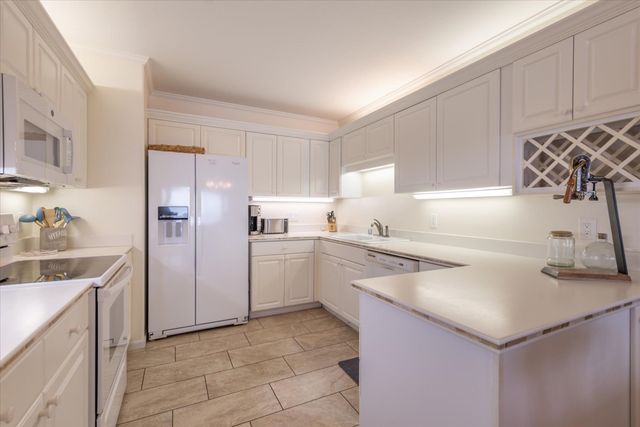 8000 North Lake Boulevard Lakefront 4, Kings Beach, CA 96143