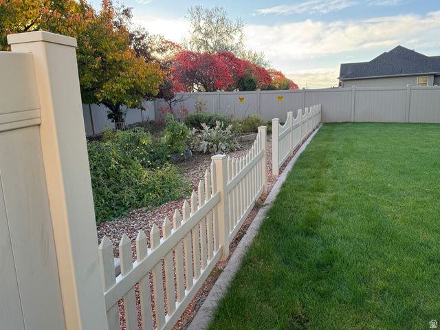 1303 APPALOOSA AVE, Kaysville, UT 84037