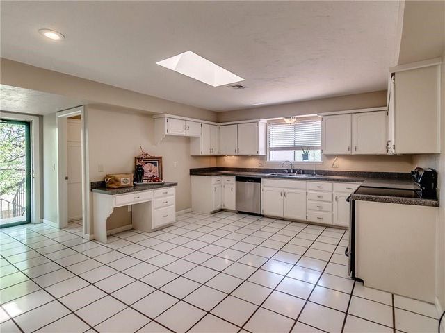 1533 Glenbrook Drive, Oklahoma City, OK 73118