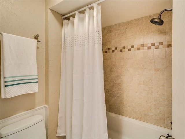 1533 Glenbrook Drive, Oklahoma City, OK 73118