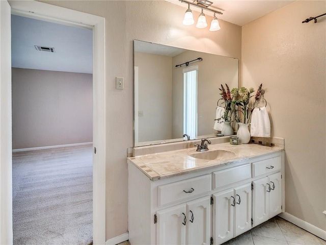 1533 Glenbrook Drive, Oklahoma City, OK 73118