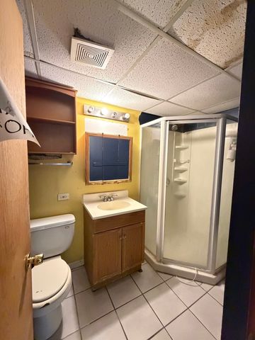 7610 S Honore Street, Chicago, IL 60620