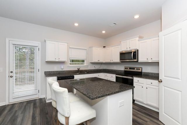 171 Quail Forest Circle, Toccoa, GA 30577