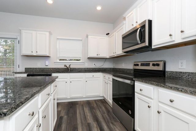 171 Quail Forest Circle, Toccoa, GA 30577