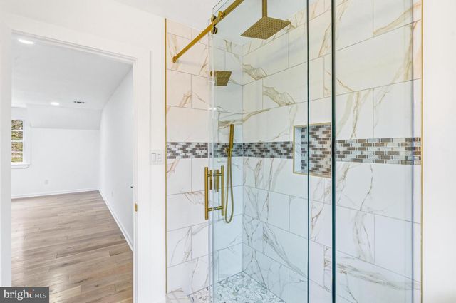 201 CHURCH RD, Devon, PA 19333