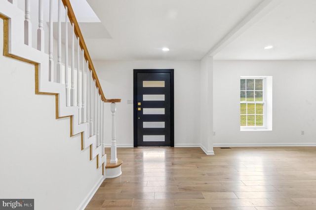 201 CHURCH RD, Devon, PA 19333