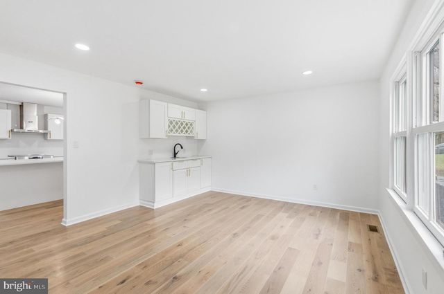 201 CHURCH RD, Devon, PA 19333